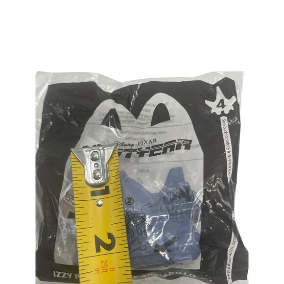 LIGHTYEAR DISNEY Mc donalds happy meal toy 4 IZZY PILOTING THE ARMADILLO - Picture 8 of 8